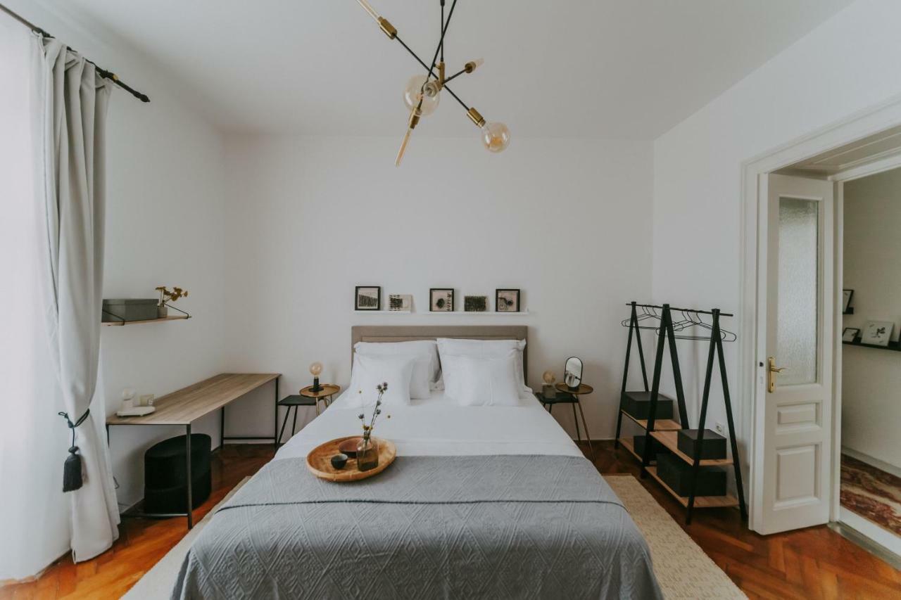 PUY Alloro Boutique Apartment מראה חיצוני תמונה
